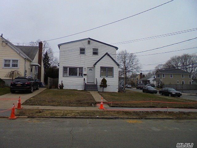 1st image of 600 Roman Ave