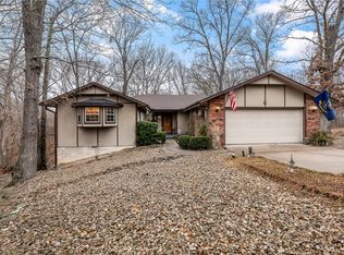 4 Melling Cir, Bella Vista, AR 72715