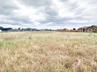 735 Mullins Ln, Pueblo, CO 81006