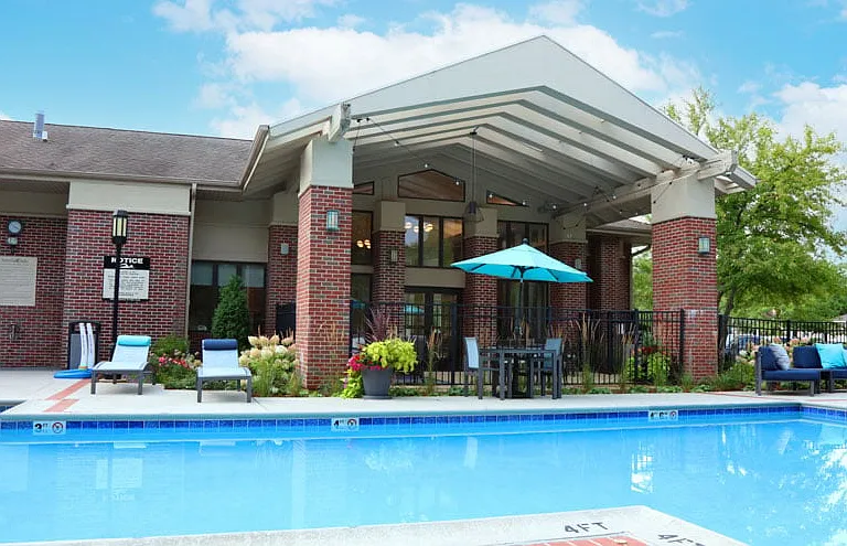 Butterfield Oaks Apartments — Photo 23