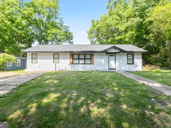 805 Pamela Dr, Griffin, GA 30224