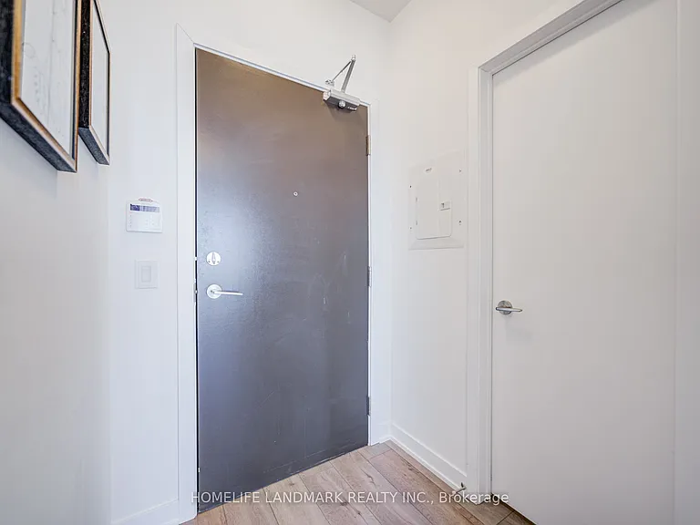 38 Honeycrisp Cres #1903 — Photo 14