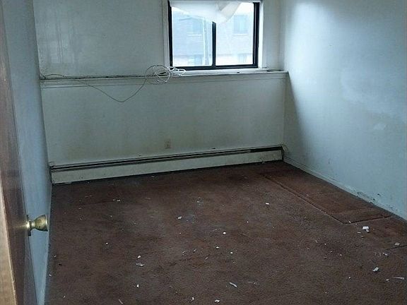 2nd image of 645 W Lowell Ave Unit 3
