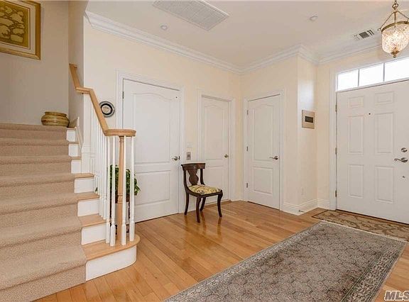 3rd image of 11 Mariners Walk
