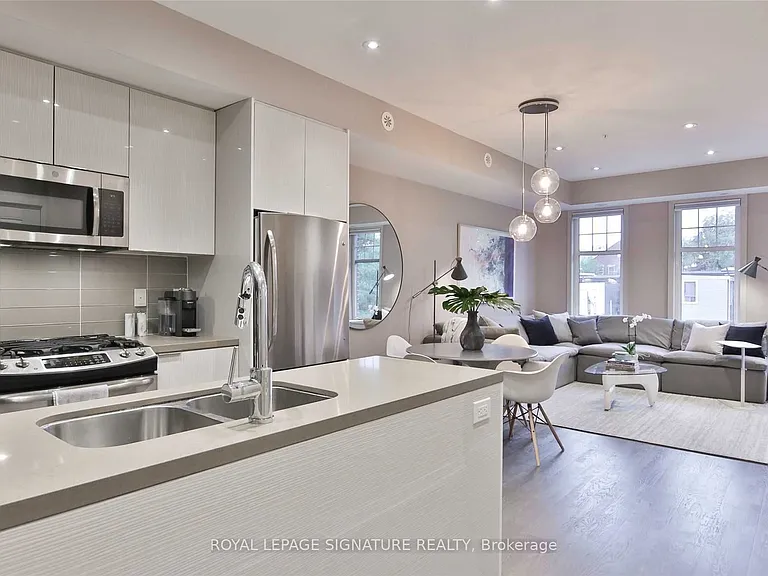 140 Broadview Ave #51 — Photo 2