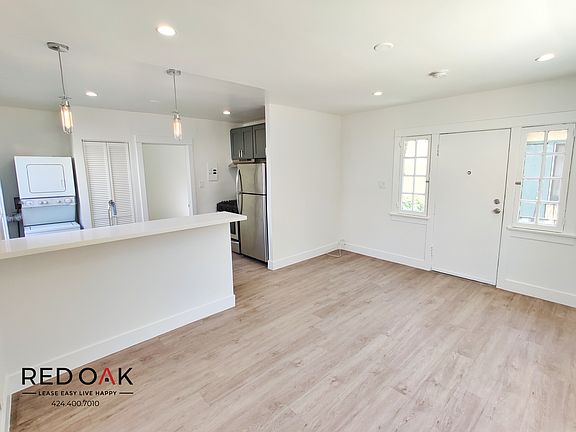 2nd image of 4730 Saint Charles Pl #4