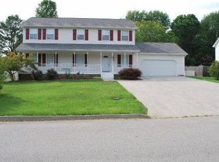 11525 Gates Mill Dr, Knoxville, TN 37934