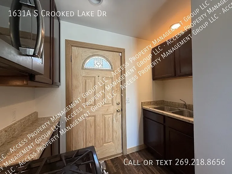 1631A Crooked Lake Dr S — Photo 5