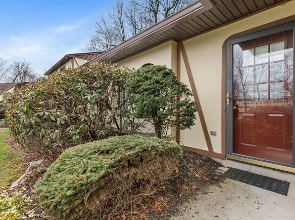 119 Stringham Road #33, Lagrangeville, NY 12540