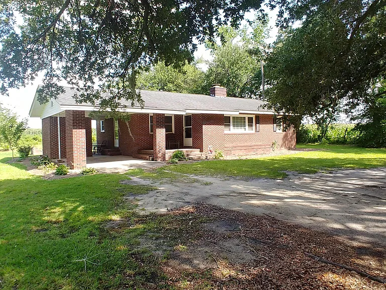 912 Hebron Rd — Photo 4