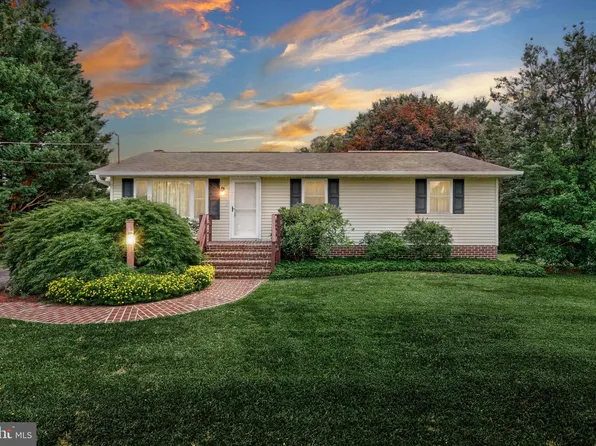 2457 Ridge Rd, Glenville, PA 17329