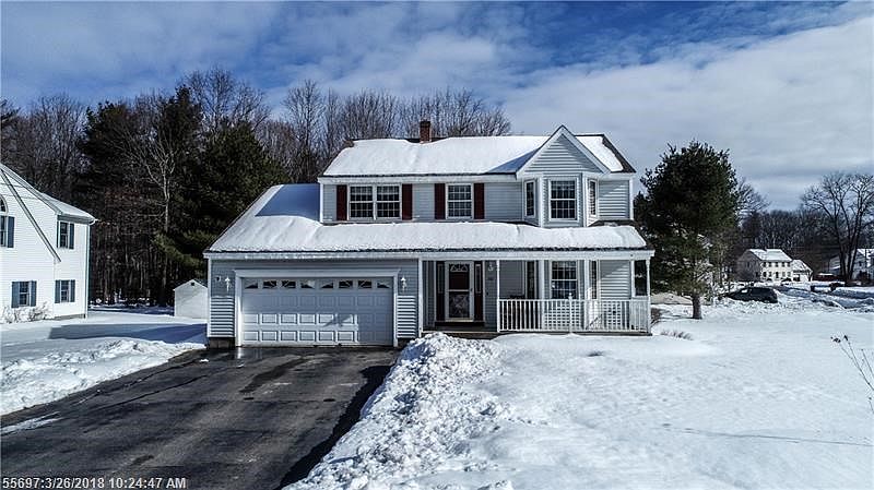 1st image of 32 Rosewood Dr