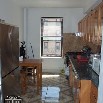 5th image of 41-42 42nd St