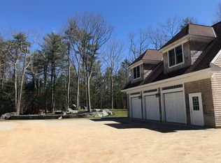 37 Beech Hill Rd, Exeter, NH 03833