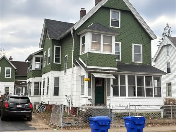 54 Andrew St, Springfield, MA 01109