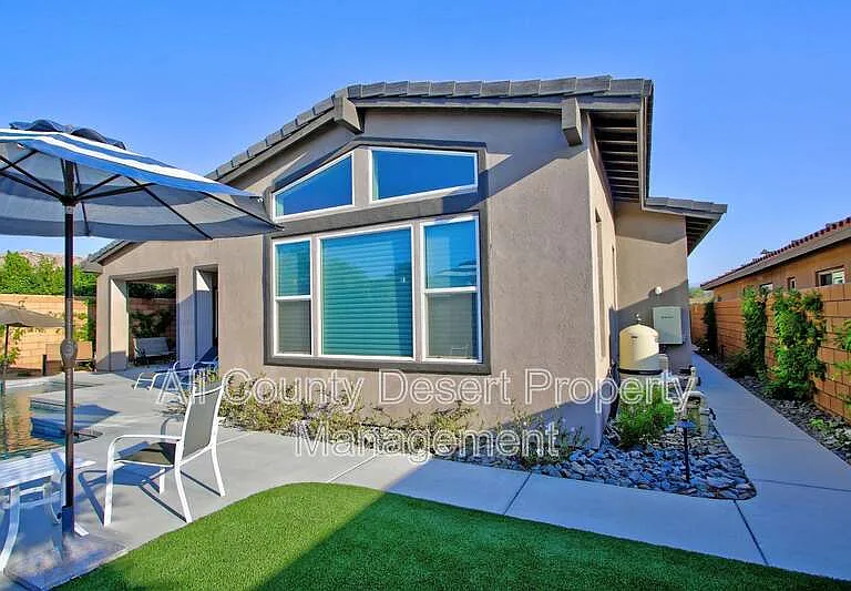 74565 Tesla Dr — Photo 41