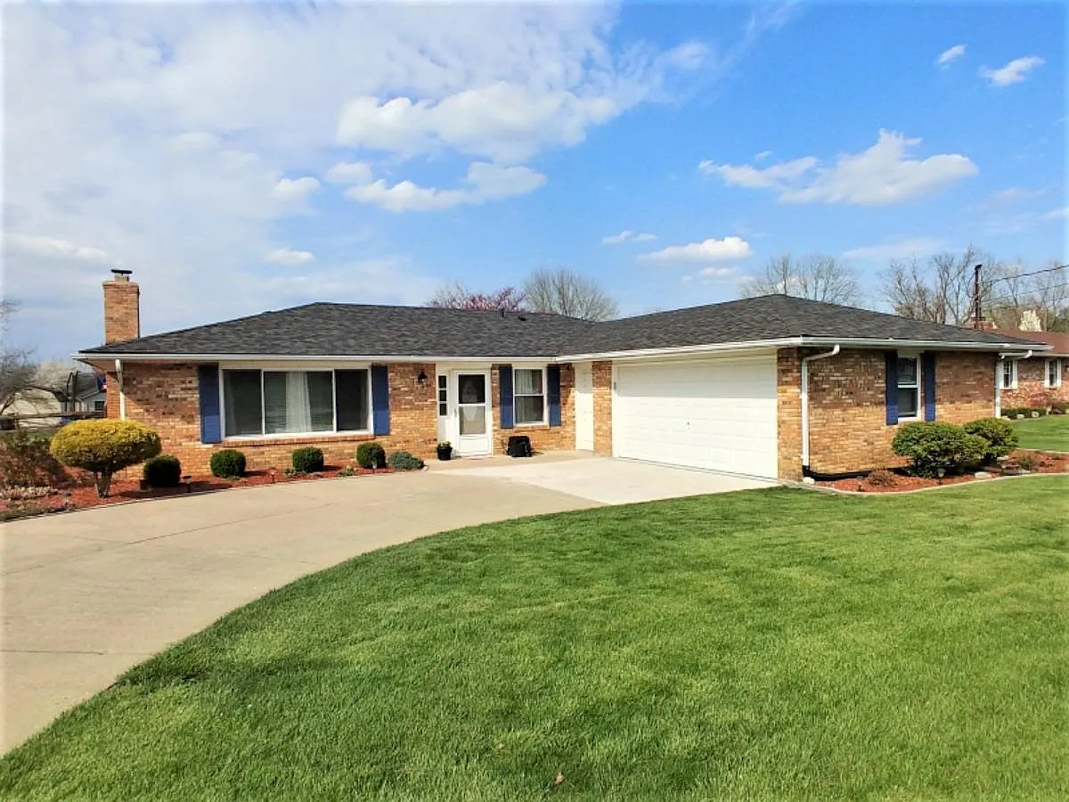 4250 Carthel Dr photo 1