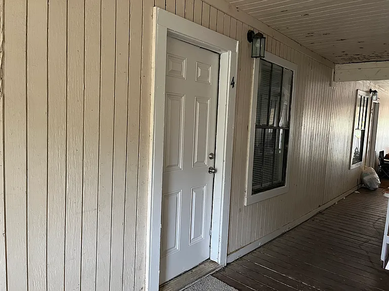 Woodland Dr — Photo 1