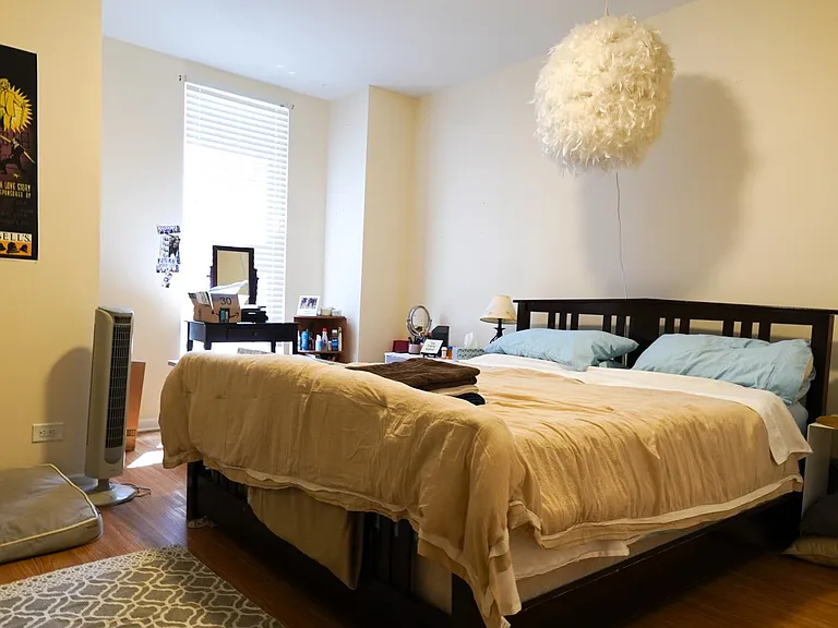 2845 N Southport Ave #1F — Photo 10