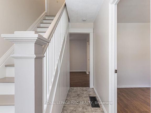 4th image of 30 Walnut St