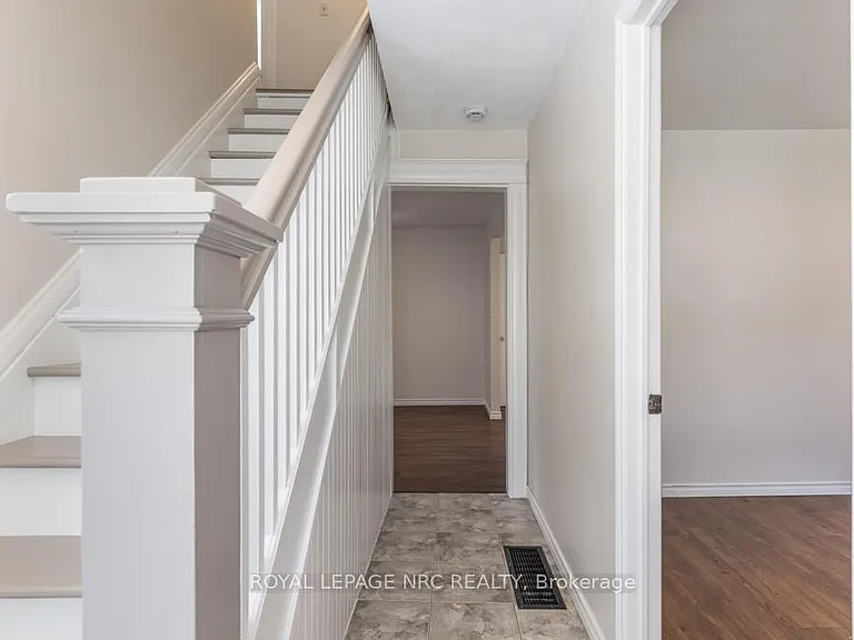 30 Walnut St — Photo 4