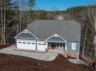 138 Winwood Cir, Granite Falls, NC 28630