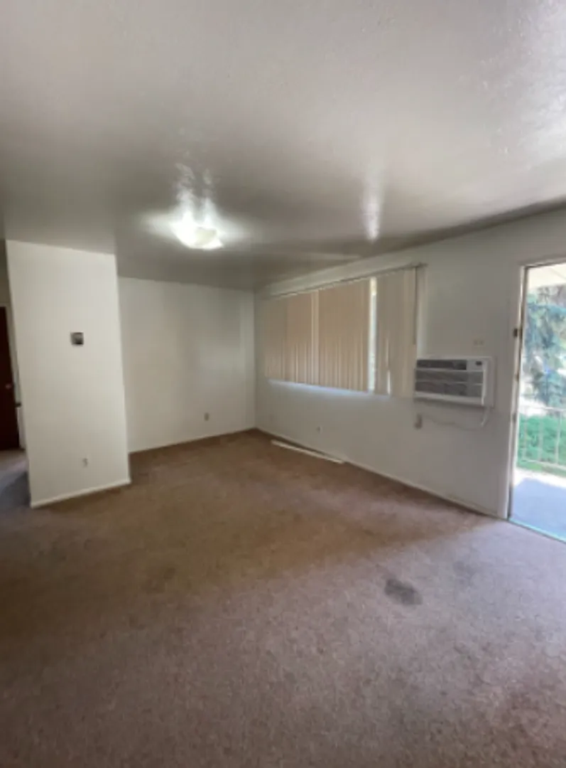 Forbes 16-Plex — Photo 3