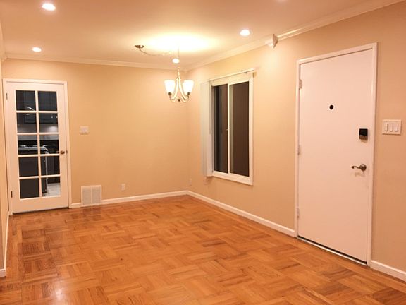 5th image of 48 Glenrose Comfortable Beautiful