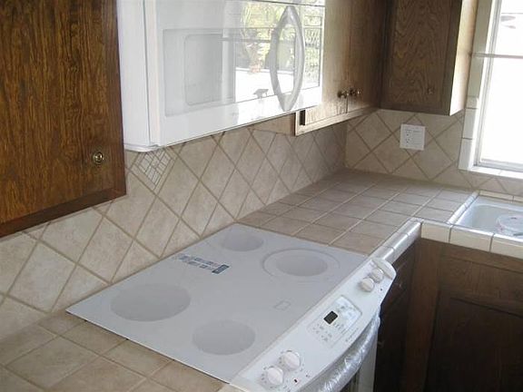 Microwave & stove/oven