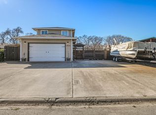 15121 Harbor Ln, Clearlake, CA 95422