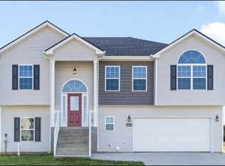1592 Variance Dr, Clarksville, TN 37042