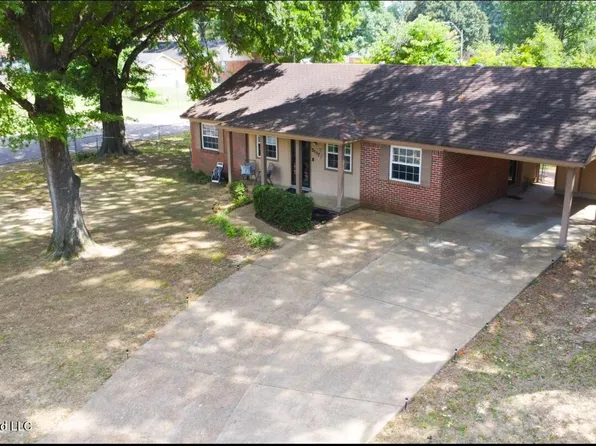 2117 Brookhaven Dr, Southaven, MS 38671