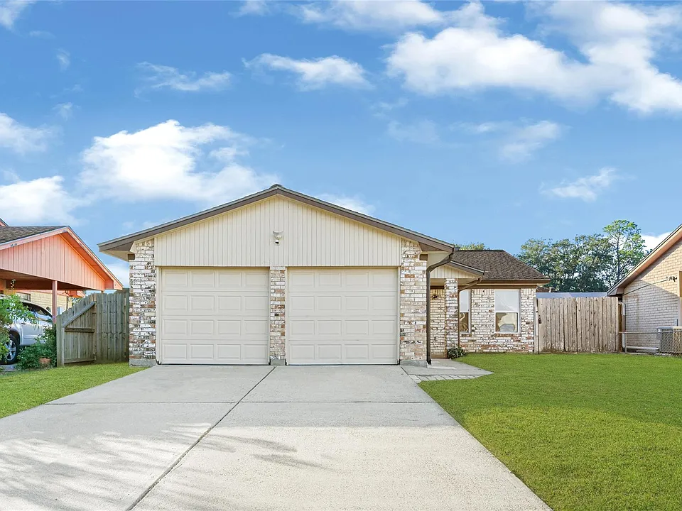 1803 Flamingo Dr