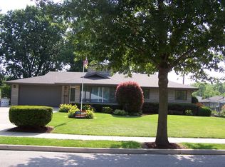 602 Bevan Dr E, Joliet, IL 60435