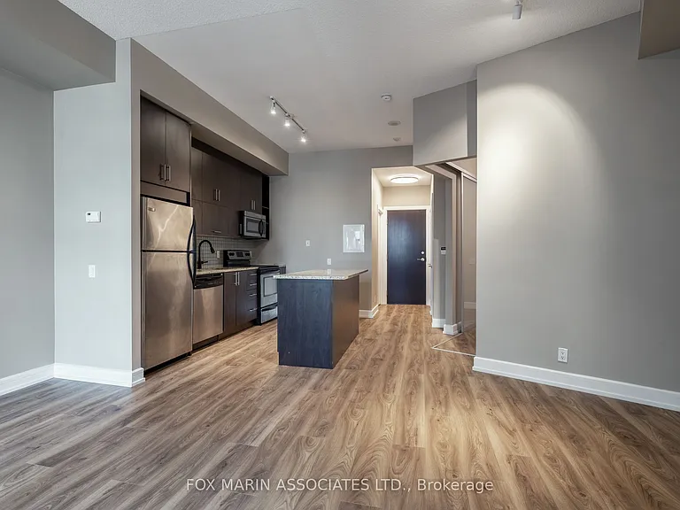 112 George St S #S403 — Photo 6