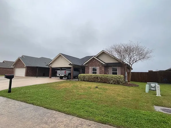 328 Landmark Dr, Raceland, LA 70394