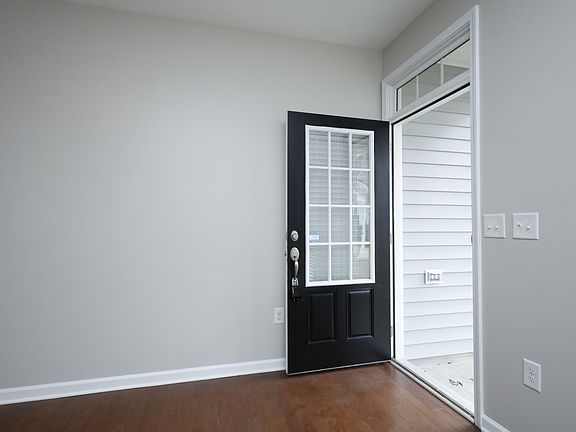 4th image of 508 Gumview Cir