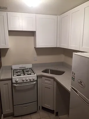 Rented by Guidance Realty Corp. | media 33