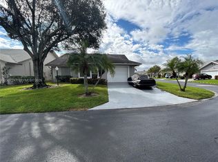 Cypress Lakes 10, West Palm Beach, FL 33417