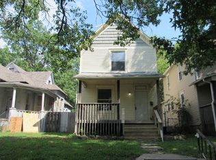 714 SW Taylor St, Topeka, KS 66603