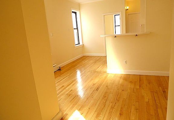 4th image of 32-22 41st St #12N