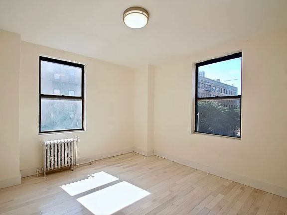4th image of 4101 Broadway #10G