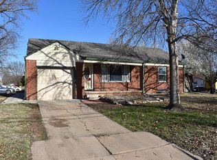636 S Calhoun Dr, Wichita, KS 67207