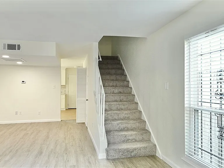 7918 Prestwood Dr #4 — Photo 7
