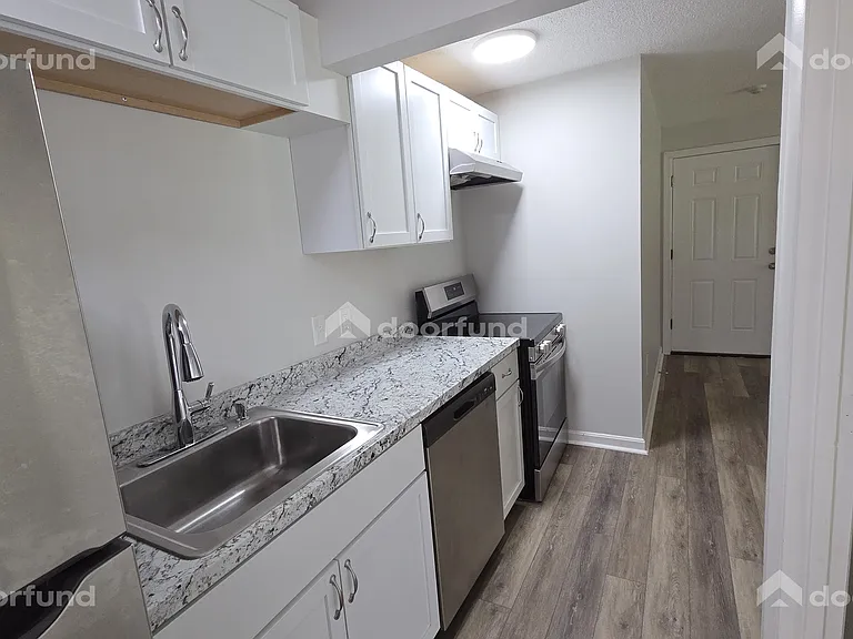 156 Columbus St #2 — Photo 13