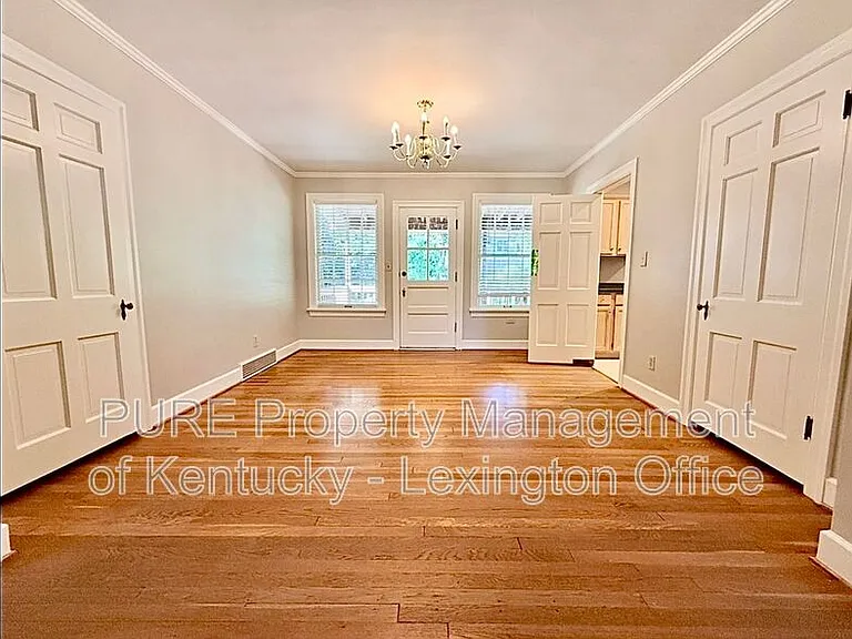 484 Hart Rd — Photo 9