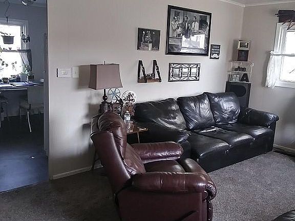3rd image of 705 Westwood Dr