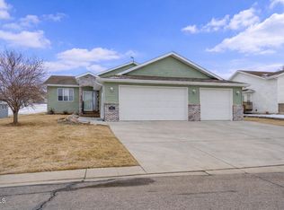 3125 Wisconsin Dr, Bismarck, ND 58503