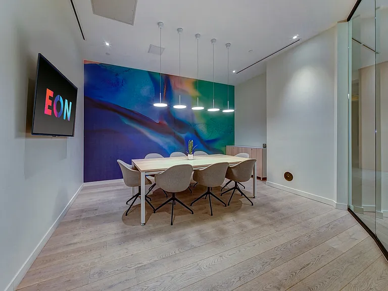 EON Squared* — Photo 31