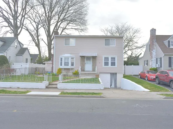 54 Saint Marks Avenue, Freeport, NY 11520